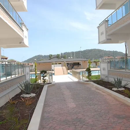 Tebriz Hotel 3*